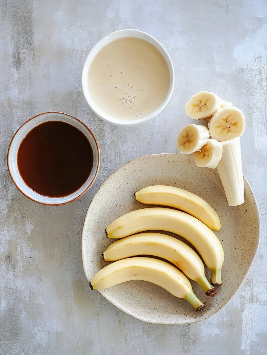 Banana and peanut butter smoothie ingredients