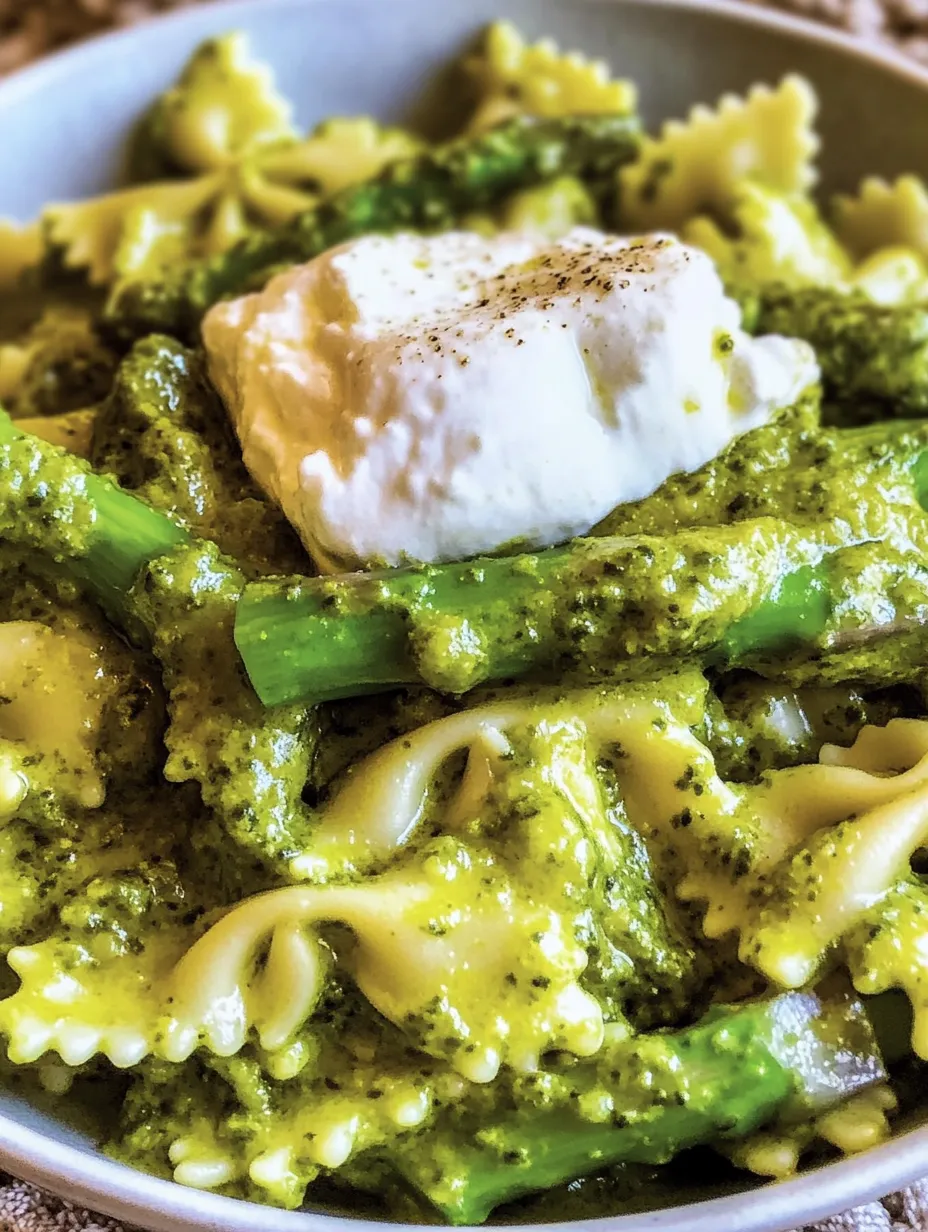 Creamy pasta with wild garlic, green asparagus & burrata