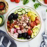 Fresh tuna salad, classic cooking