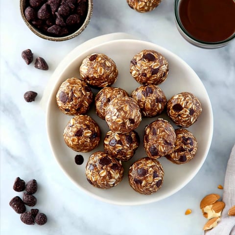 Nutritious energy balls for moms
